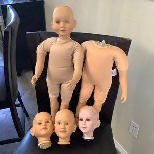 My Twinn pieces parts.